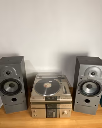 Stereo Pioneer