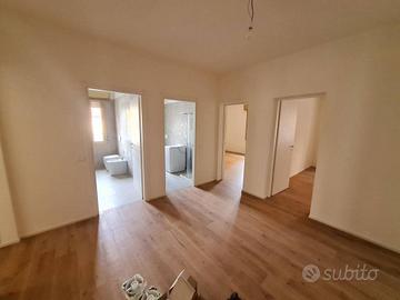 Appartamento di 121 m² con 4 locali e box auto a S