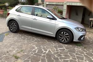 Volkswagen  Polo  benzina