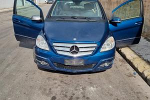 Ricambi Mercedes Classe B t245 200 CDI 640941