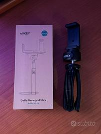 Bastone Selfie Stick Bluetooth AUKEY con Treppiede