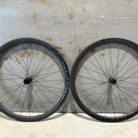 coppia ruote trek bontrager pro 37 disc
