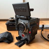 RED Scarlet-W 5K Kit Cinema Completo - Solo 455h