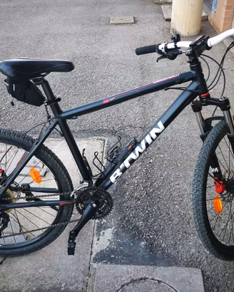 MOUNTAIN BIKE CON RUOTE DA 26