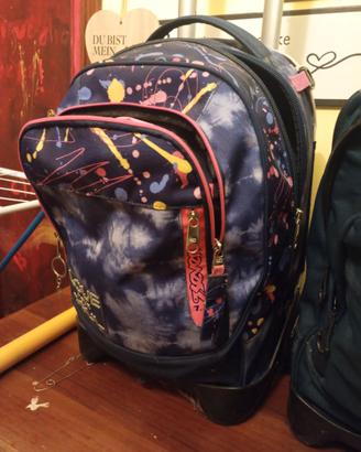 trolley da bambina marca seven con coprizaino