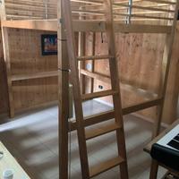 Letto a soppalco in legno massiccio