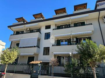 3 LOCALI A GIUGLIANO IN CAMPANIA