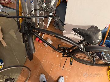 Bicicletta comoda passeggio