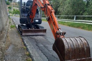 Hitachi zx 16