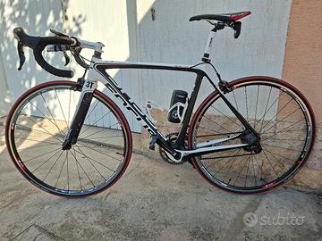 bici da corsa Focus Izalco