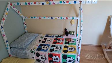 Lettino Montessori con materasso