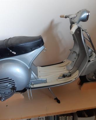 modello Vespa 150 gs 1956