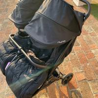 Passeggino gemellare o fratellare Nuna Trvl Double