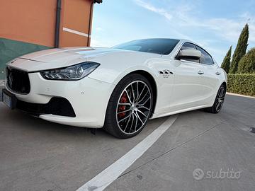Maserati ghibli 250 cv