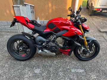 Ducati Streetfighter V4S 2023