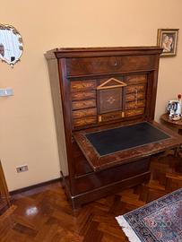 Secretaire