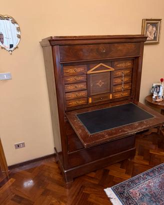 Secretaire