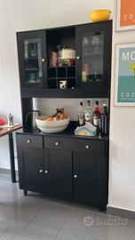 credenza nera cucina