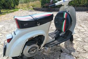 Vespa 50 special