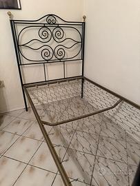 Letto d’epoca in ferro battuto