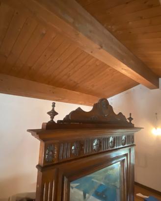 Camera da letto in legno massello con marmo