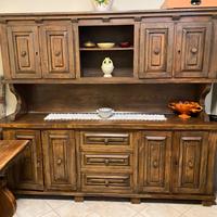 Arredamento per sala cucina in noce massello