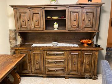 Arredamento per sala cucina in noce massello