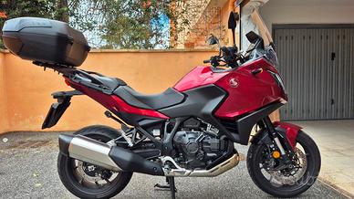 Honda NT1100 DCT 
febbraio 2024