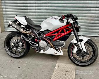 Ducati monster 796