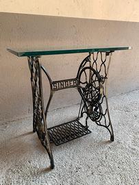 Tavolo macchina da cucire Singer vintage
