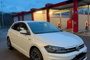 VOLKSWAGEN POLO 1.6 DIESEL 2018 R-LINE