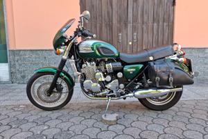 moto Triumph Thunderbird 900