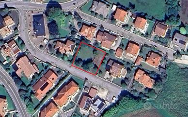 Terreno edificabile in zona residenziale