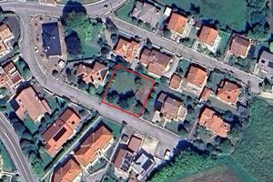 Terreno edificabile in zona residenziale