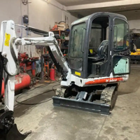 Miniescavatore Bobcat 323