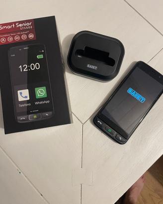 smart phone cellulare anziani