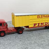 Convoglio Circo Pinder Elefanti