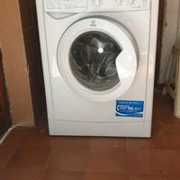 LAVATRICE INDESIT IWC 60861