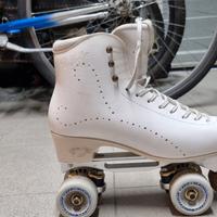 Pattini a rotelle, più sacca ruote