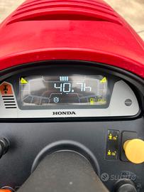 Trattorino Honda HF2625