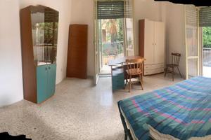 Via Etnea camere per studentesse/lavoratrici