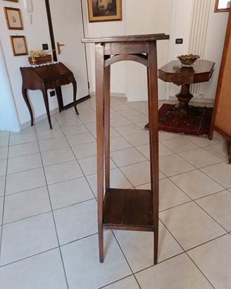 Colonna Portavaso Vintage in Legno – Stile Liberty