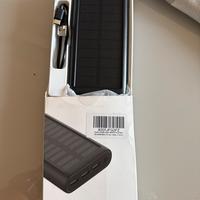Power bank a energia solare ed elettrica