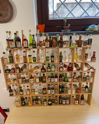 Collezione Vintage di 129 Liquori Mignon