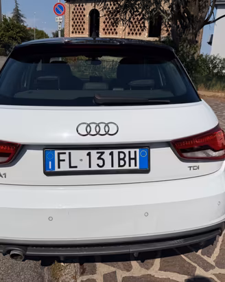 Audi A1 SPB 1.6 TDI 116 CV S - LINE