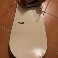 Snowboard 160cm marca : blackhole