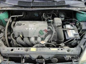 Motore Toyota Yaris 1300 Benzina Codice 2NZFE