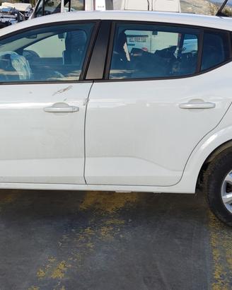 Sportelli sinistri Dacia Sandero 2023