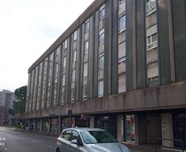 Ufficio di 528mq in zona centrale 13 vani