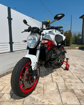 Ducati Monster 821 (35 kW)